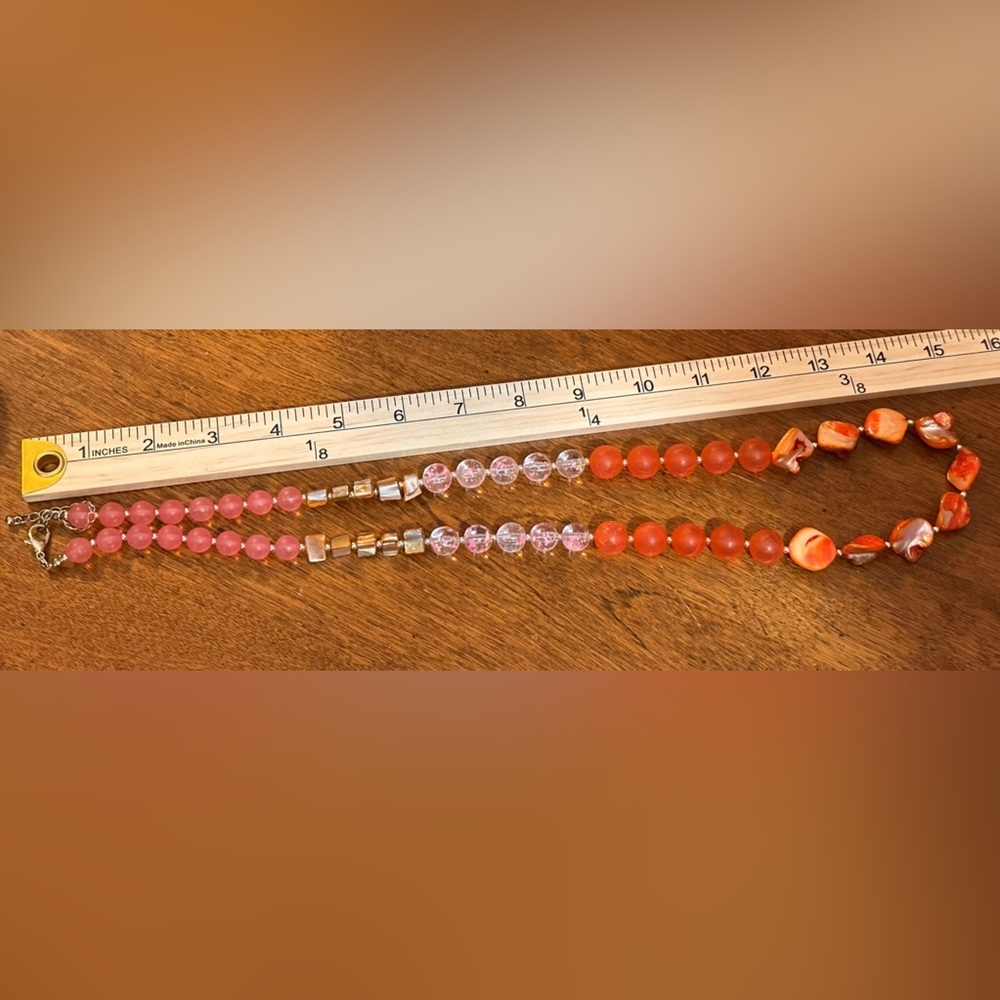 3/$15 item Vintage necklace Estate sale find - Picture 5 of 5